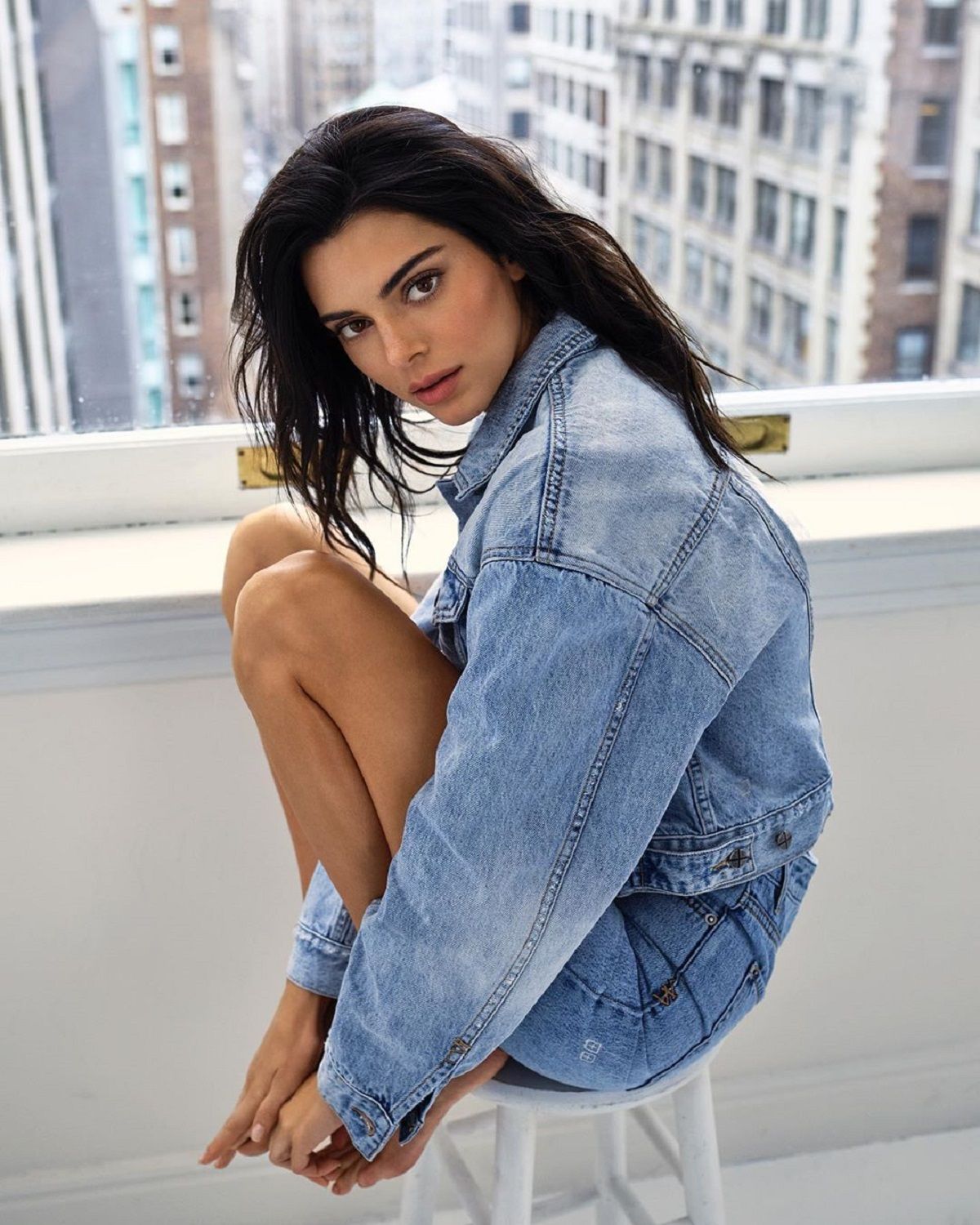 Кендалл Дженнер засвітила сідниці - фото 1