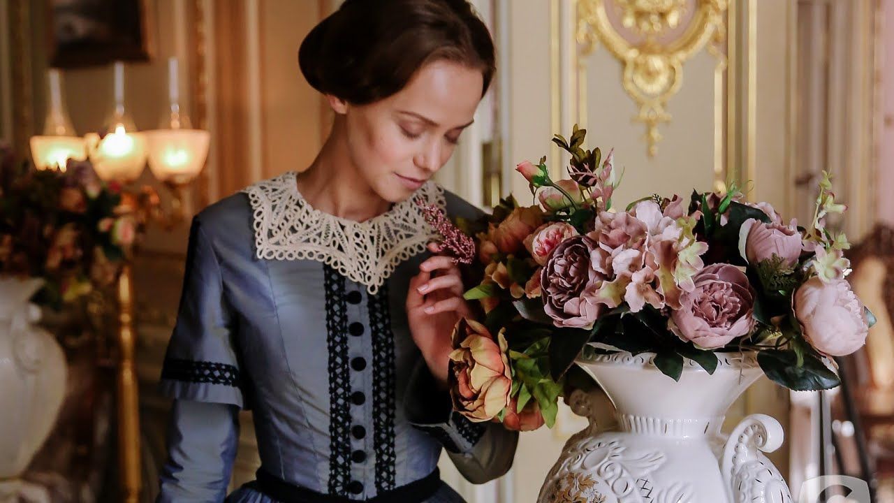 Кадр з серіалу Кріпосна - фото 1