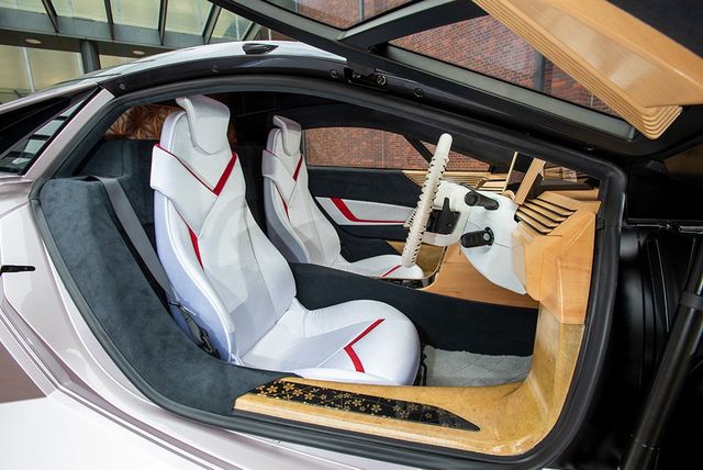 В Японії створили спорткар з целюлози: ефектні кадри - фото 364600