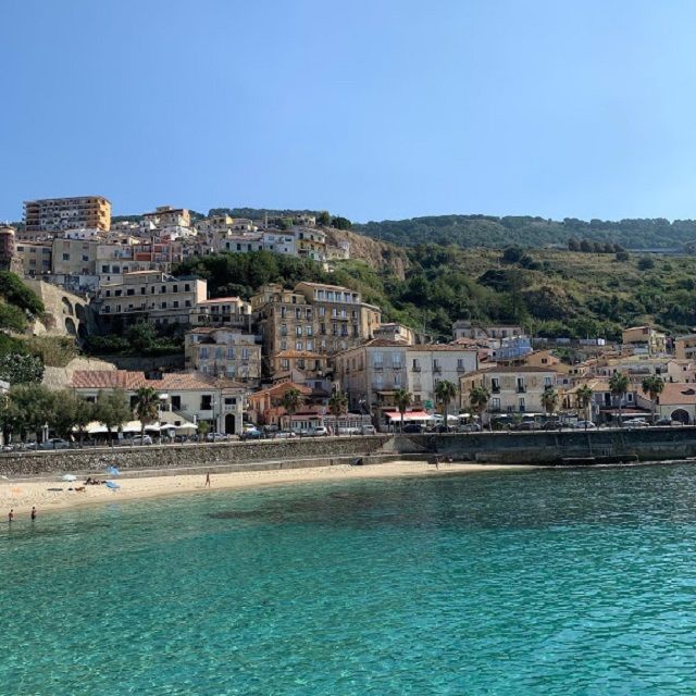 Оксамитовий сезон в Італії: як бюджетно відпочити на батьківщині піци і вина - фото 364640