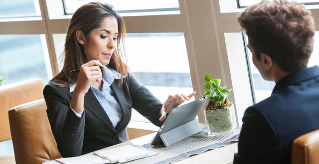 Брехню часто виявляють під час співбесіди - фото 364708