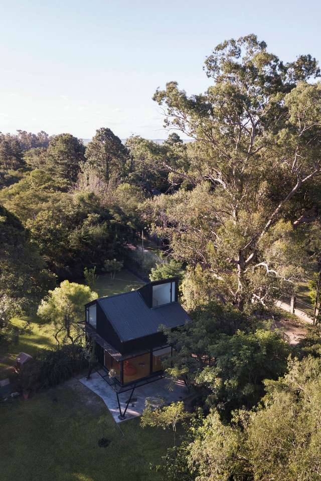 Архітектори звели сучасний будинок мрії на дереві для дорослих: фото - фото 364720