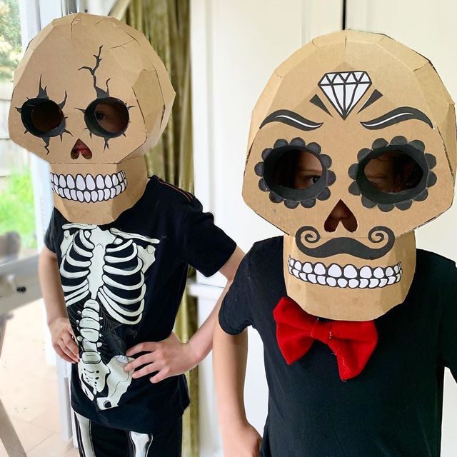 Австралійка робить картонні костюми на Хеловін, які дивують (фото) - фото 364826