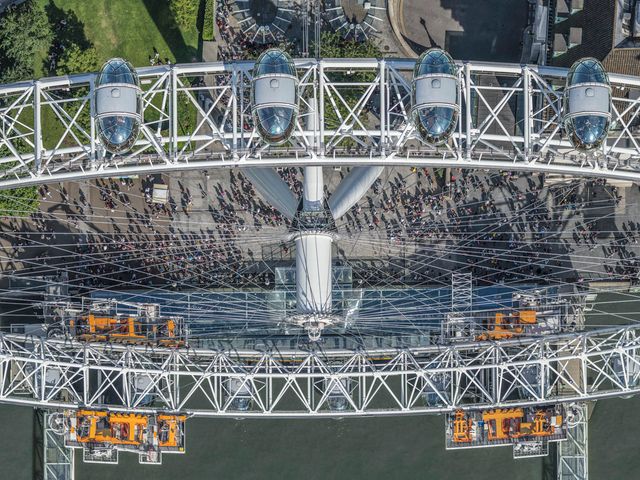 Фотограф показав Лондон, який ніколи не бачать туристи - фото 365004
