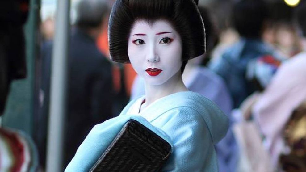 Туристів штрафуватимуть за фотографування гейш - фото 1