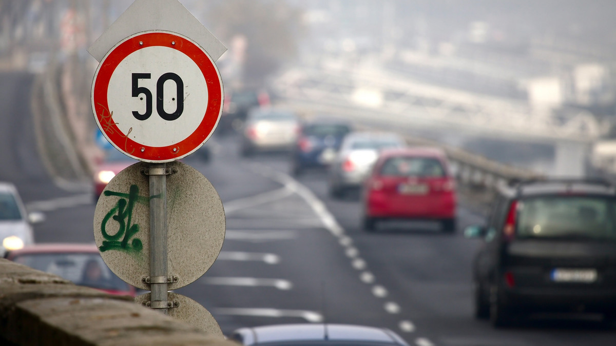 У Києві ввели обмеження швидкості до 50 км/год: перелік вулиць - фото 1