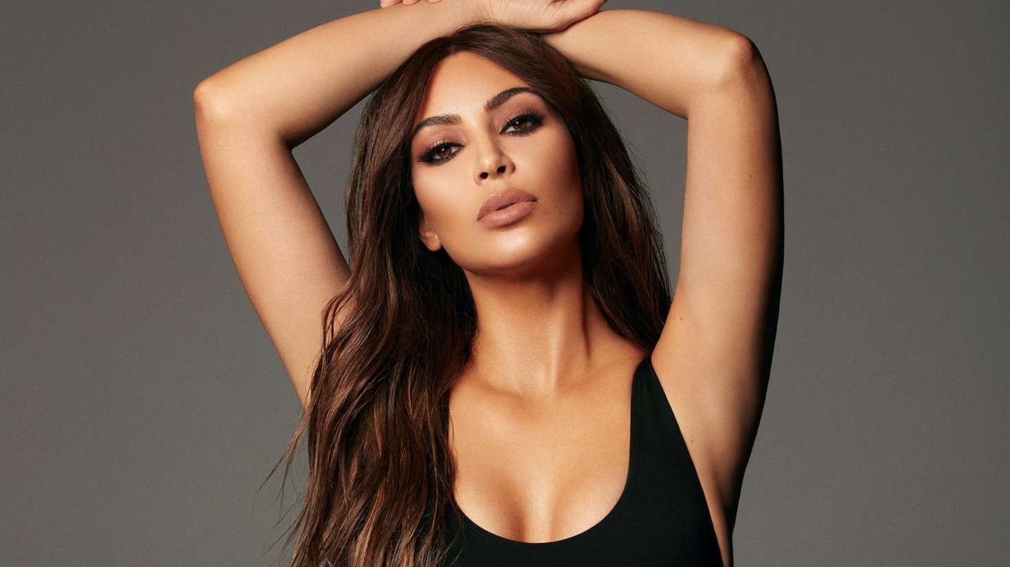 Гаряча Кім Кардашян у рожевому бікіні скопіювала Барбі