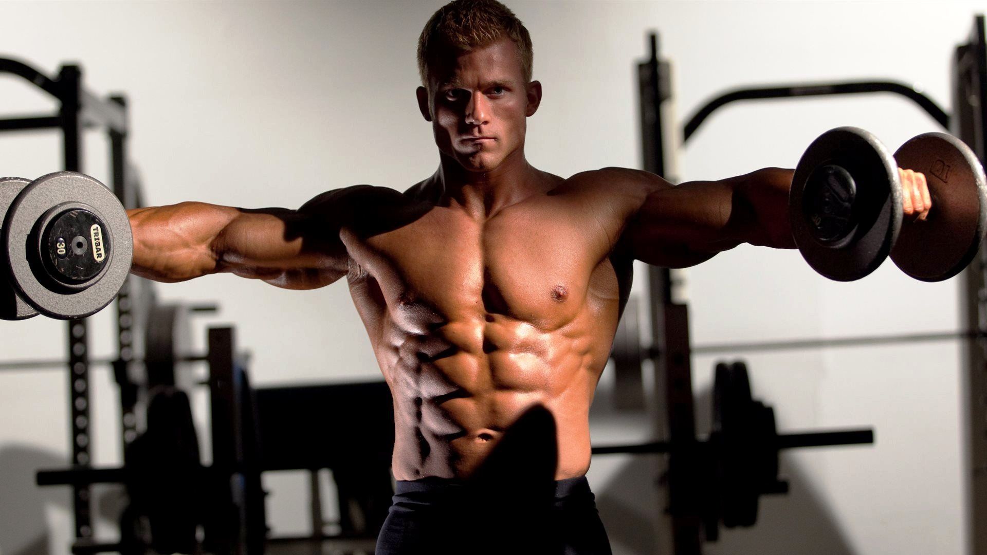 Топ чоловічих недоліків, які подобаються жінкам