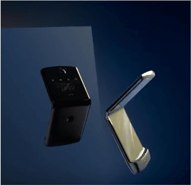 У мережі з'явилися фото гнучкої розкладачки Motorola - фото 365631