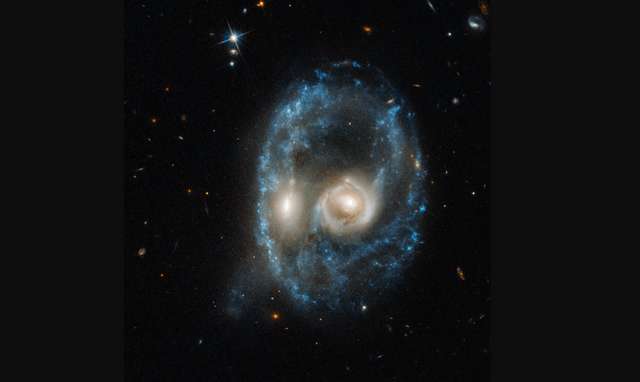 Хаббл зняв 'погляд галактики': це неймовірно - фото 365641