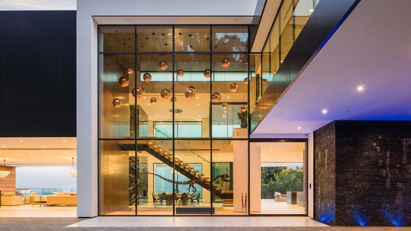 Будинок з динозавром - фото 1