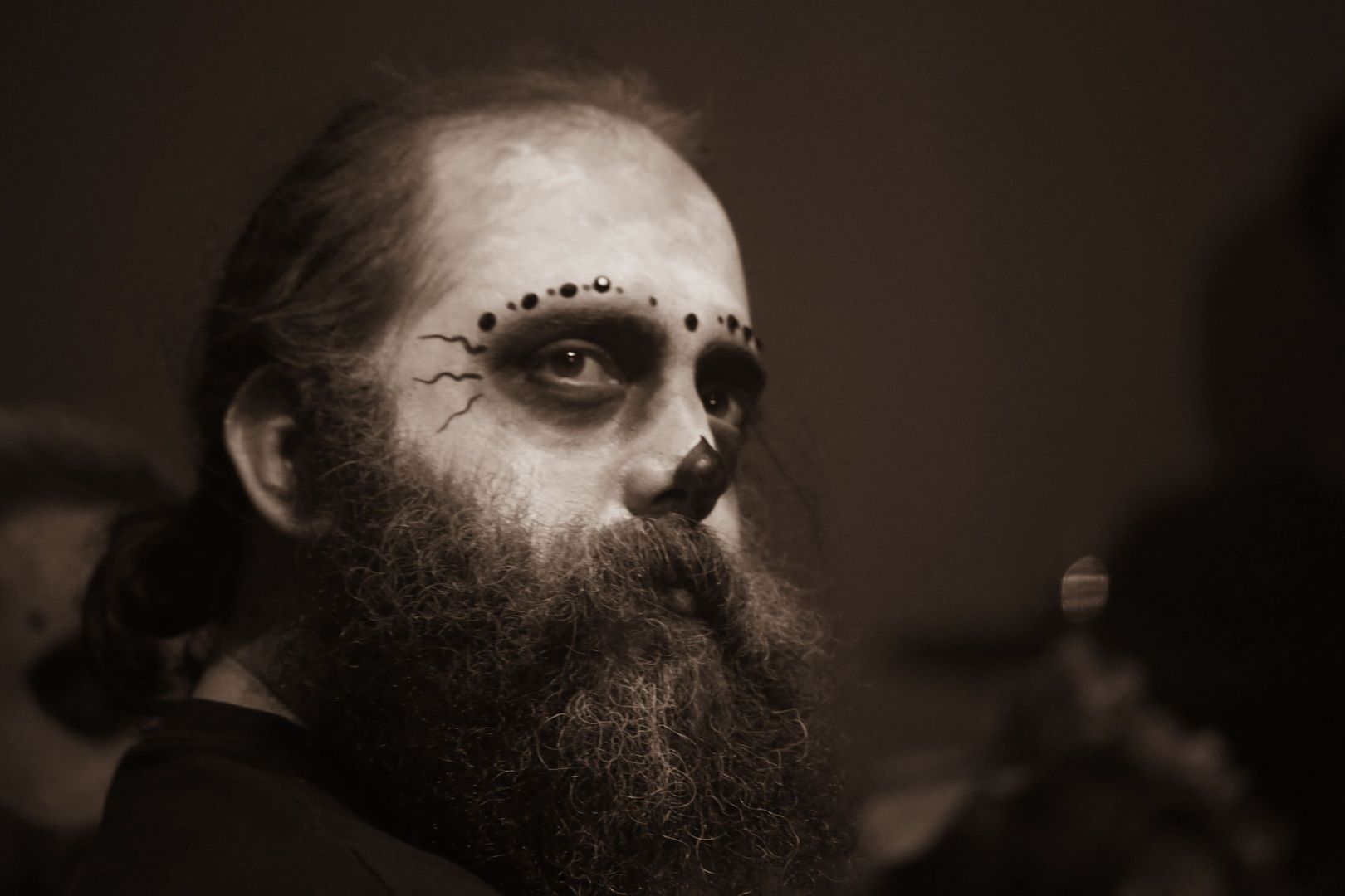 Так виглядає відчай: чоловік з невдалим гримом став зіркою мережі