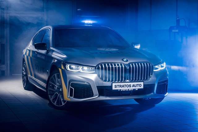 На стражі порядку: чеські копи їздитимуть на новеньких BMW 7 серії - фото 365966