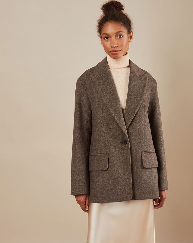 Ці речі зіпсують навіть ідеальну фігуру - фото 366040