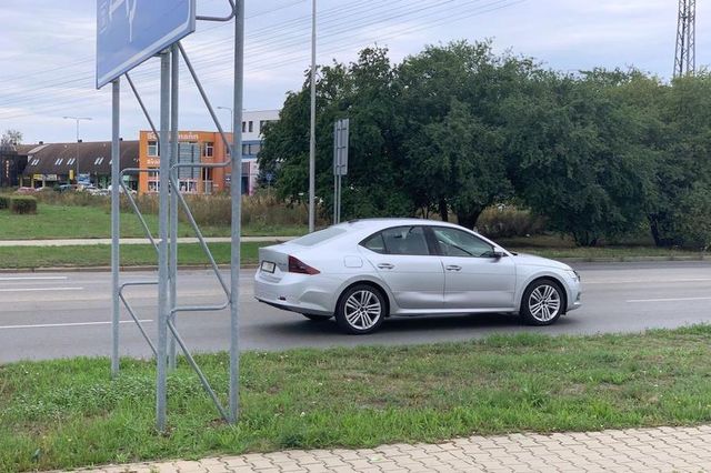 Нову Skoda Octavia вперше показали на офіційному відео - фото 366086
