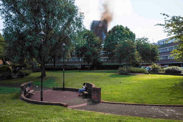 Реальне життя на околицях Лондона: захопливі фото - фото 366195