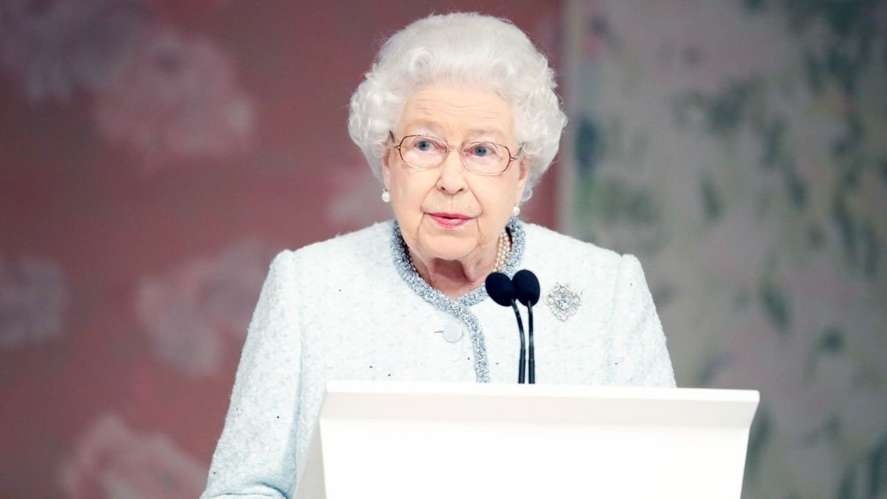 Єлизавета II - фото 1