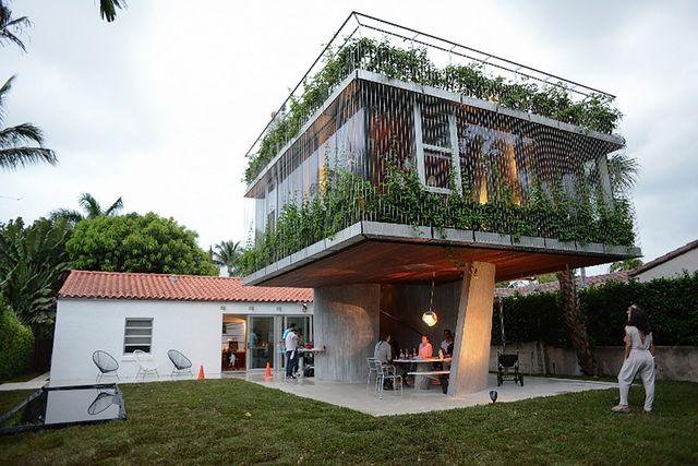 У Маямі Біч з'явився ідеальний дім, який дивує своїм виглядом: фото - фото 366327