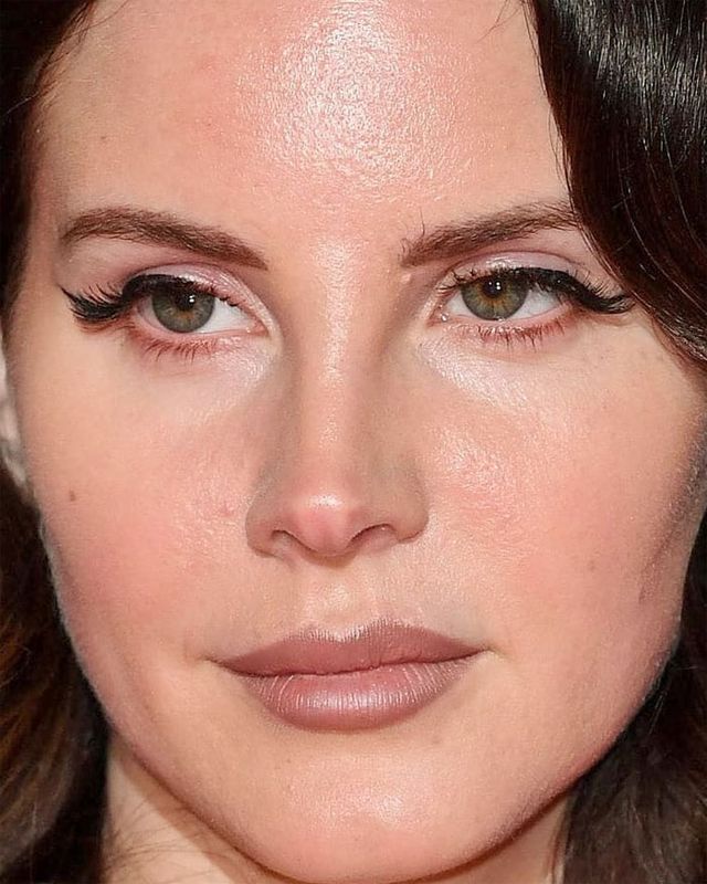 Зовсім не ідеальні: як виглядають зірки зблизька (фото) - фото 366413