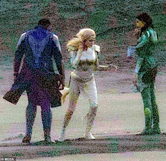 З'явилися перші фото Анджеліни Джолі з нового фільму Marvel - фото 366826