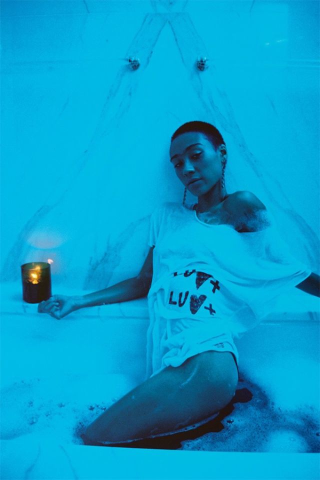 7 смертних гріхів: австралійський бренд випустив незвичайну колекцію одягу - фото 367002