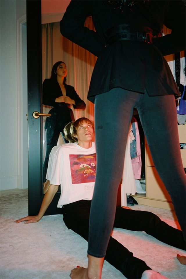 7 смертних гріхів: австралійський бренд випустив незвичайну колекцію одягу - фото 367005