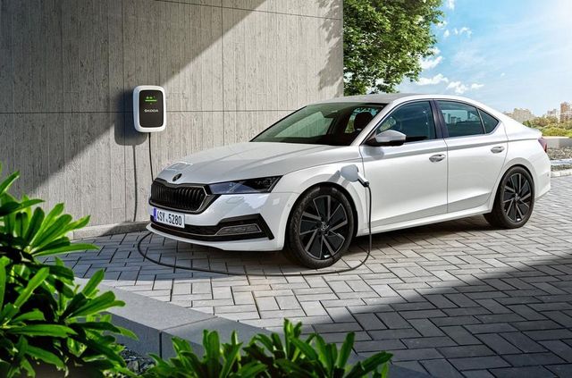 Характеристики Skoda Octavia 2020: головні фішки, якими вразила новинка - фото 367578