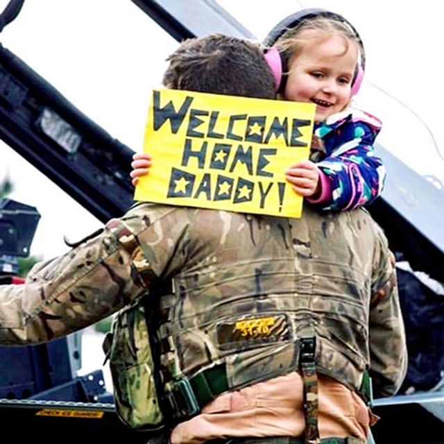 Меган Маркл показала цікаві архівні знімки - фото 367588