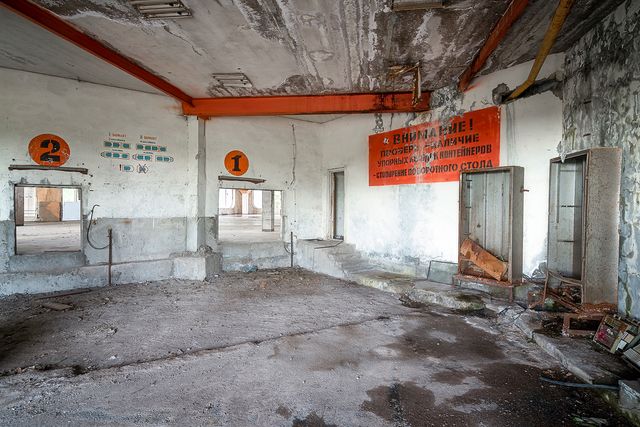 Як виглядає аеропорт, покинутий 25 років тому - фото 367639