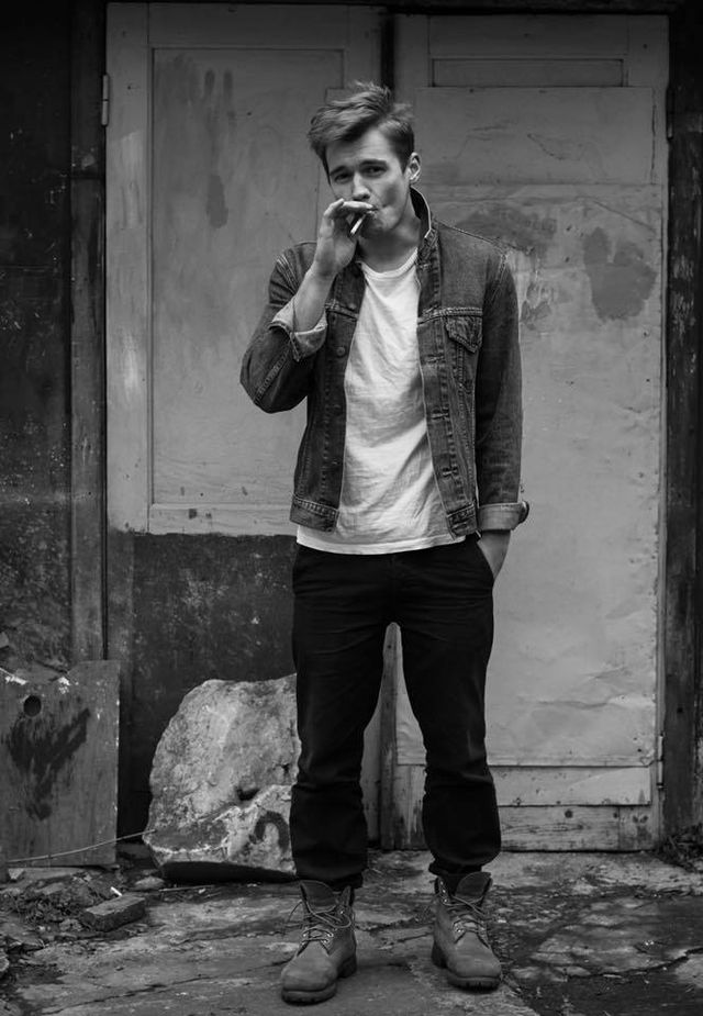 Перші ластівки: які актори зіграли головні ролі в серіалі - фото 367677