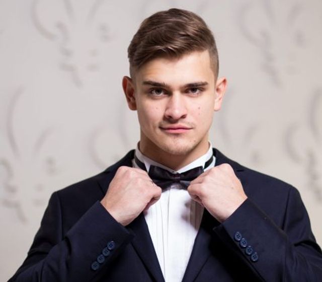 Перші ластівки: які актори зіграли головні ролі в серіалі - фото 367728