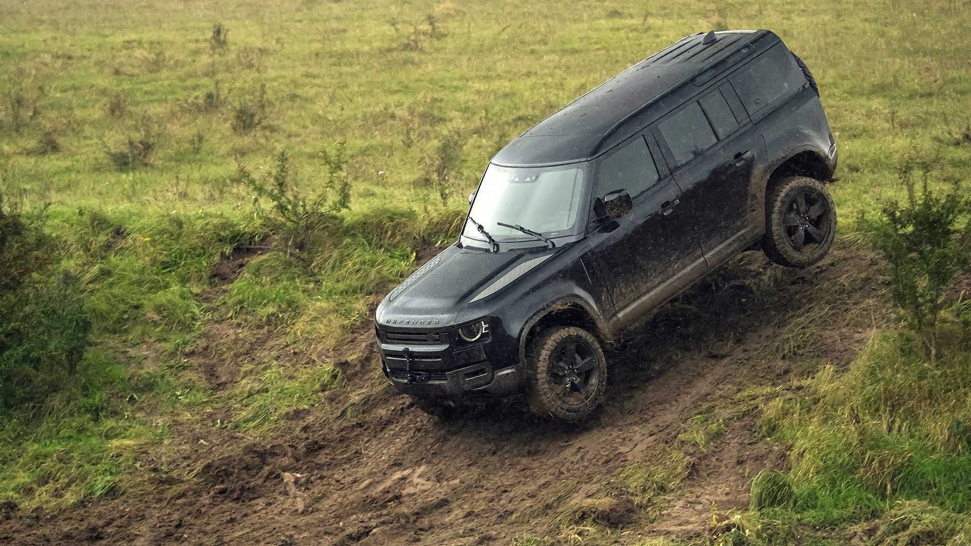 Справжні випробування: Land Rover показав тизер зі зйомок нового фільму про Бонда