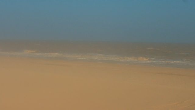 У мережі показали вражаючі фото шторму в Азовському морі - фото 368673