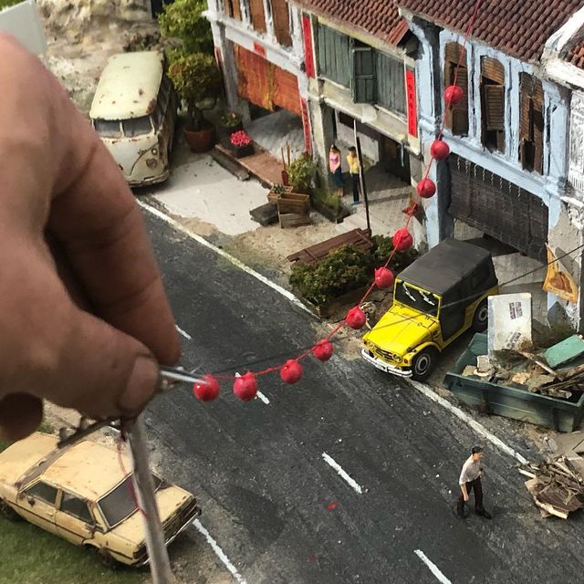 Художник створює вражаючі мініатюри авто, які змушують придивитись - фото 368822