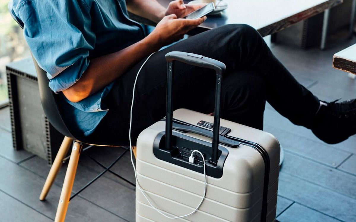 Ніколи не здавайте до багажного відсіку цінні предмети - фото 1