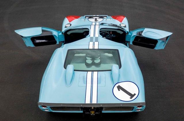 Форд проти Феррарі: гоночний Ford GT40 з фільму продають - фото 369092