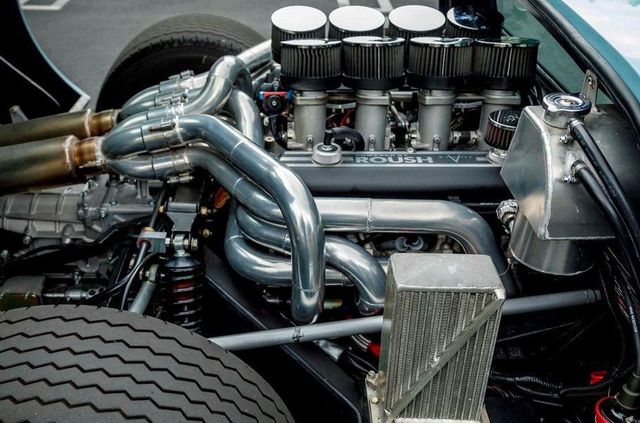 Форд проти Феррарі: гоночний Ford GT40 з фільму продають - фото 369096