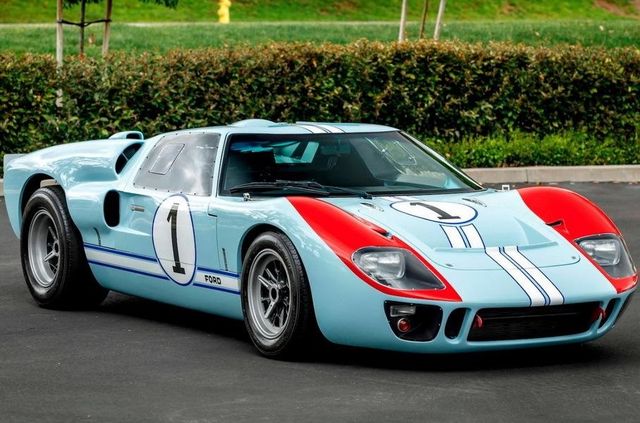 Форд проти Феррарі: гоночний Ford GT40 з фільму продають - фото 369098