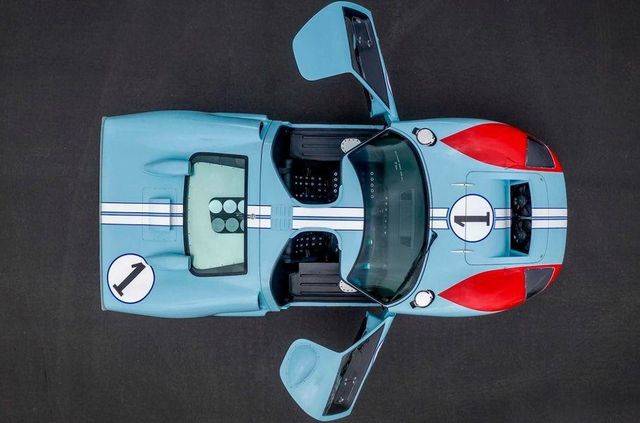 Форд проти Феррарі: гоночний Ford GT40 з фільму продають - фото 369099