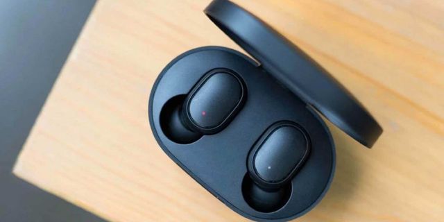 Redmi Airdots дозволили Xiaomi посісти 2 місце на ринку - фото 369360