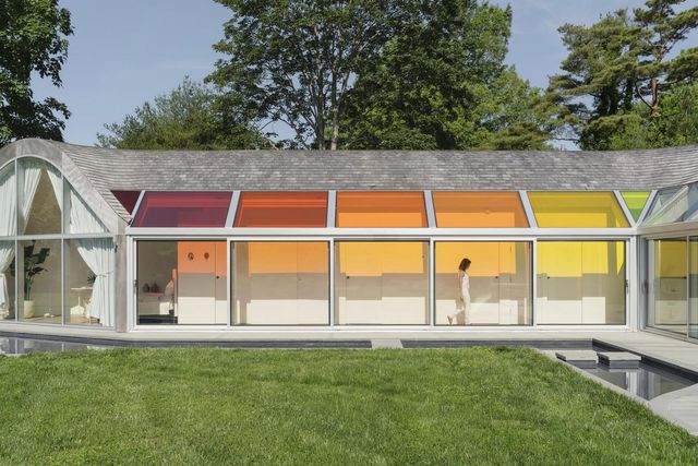 Американці створили незвичайний дім-кокон: яскраві фото - фото 369611