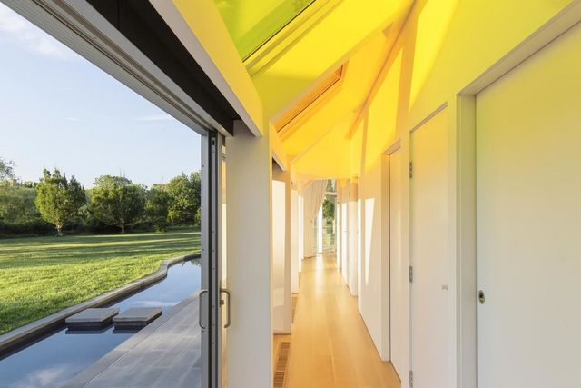 Американці створили незвичайний дім-кокон: яскраві фото - фото 369620