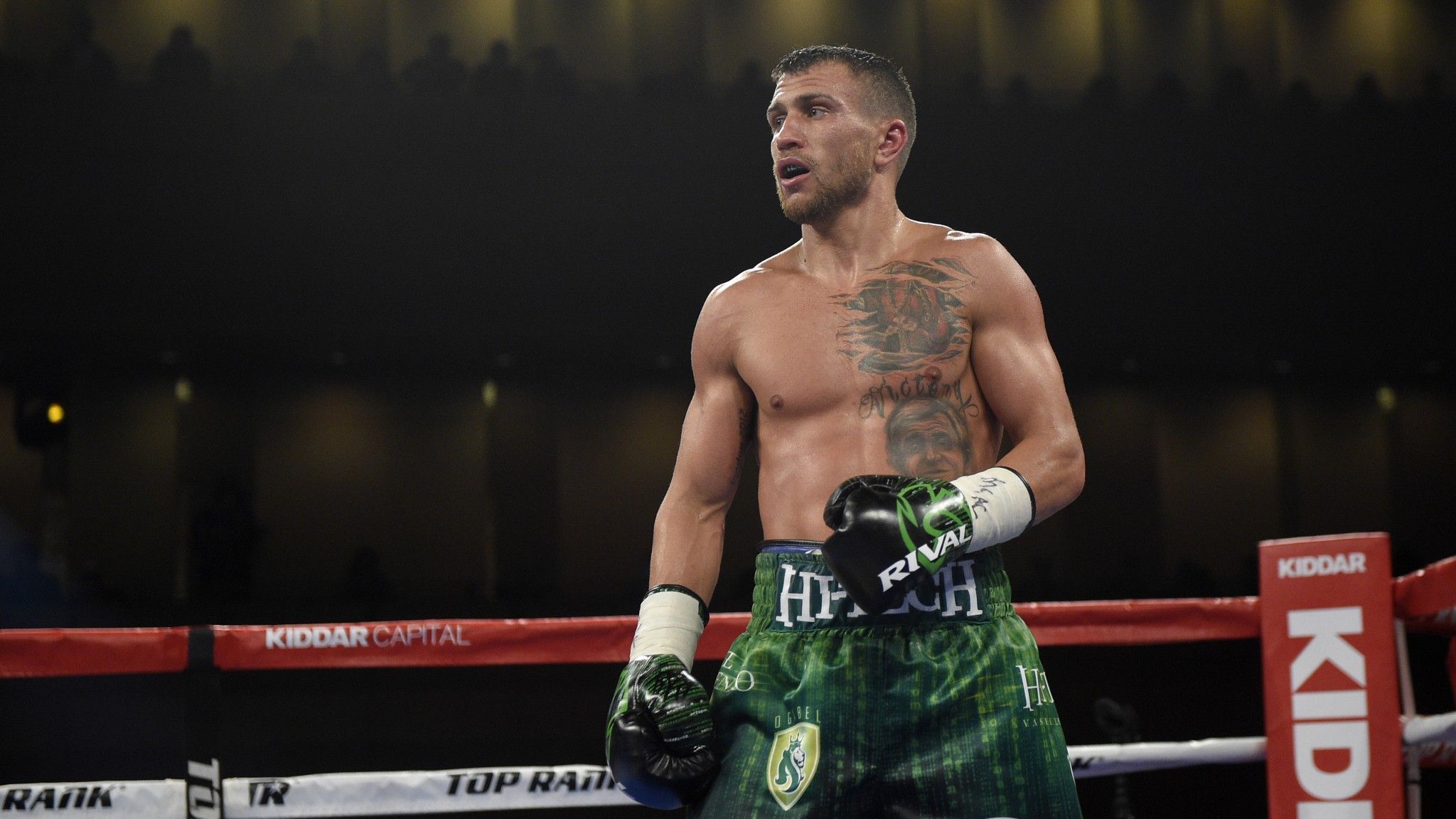 Ломаченко анонсував повернення у ринг: перше фото