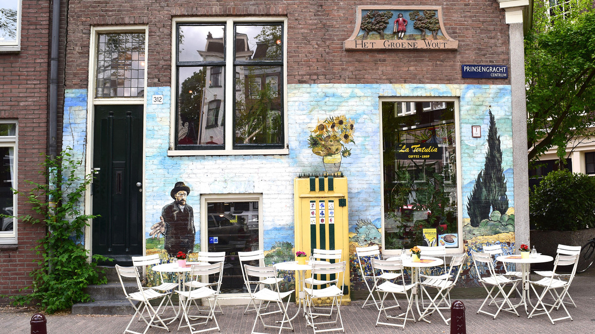 "Кофішопи" у Нідерландах будуть відчинені лише для місцевих - фото 1