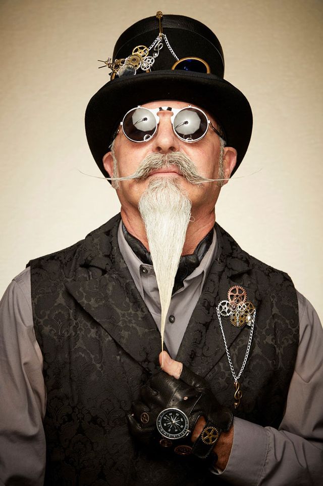 Як виглядають учасники чемпіонату Бороди та вусів: фото - фото 369945