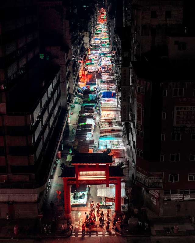 Прогулянка Гонконгом: фото міста, де Схід зустрічається із Заходом - фото 369960