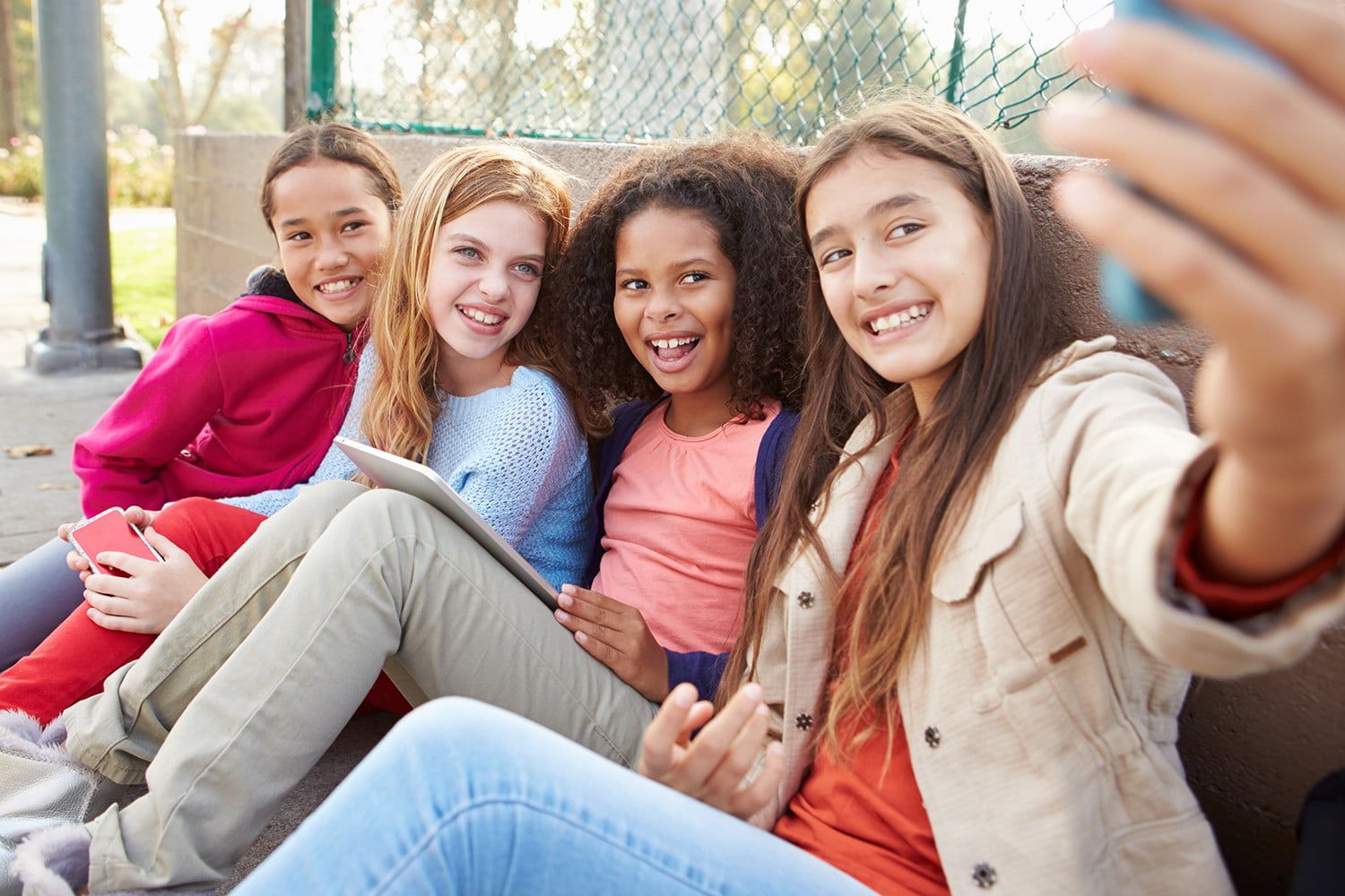 Гаджети роблять дітей недостатньо активними - фото 1