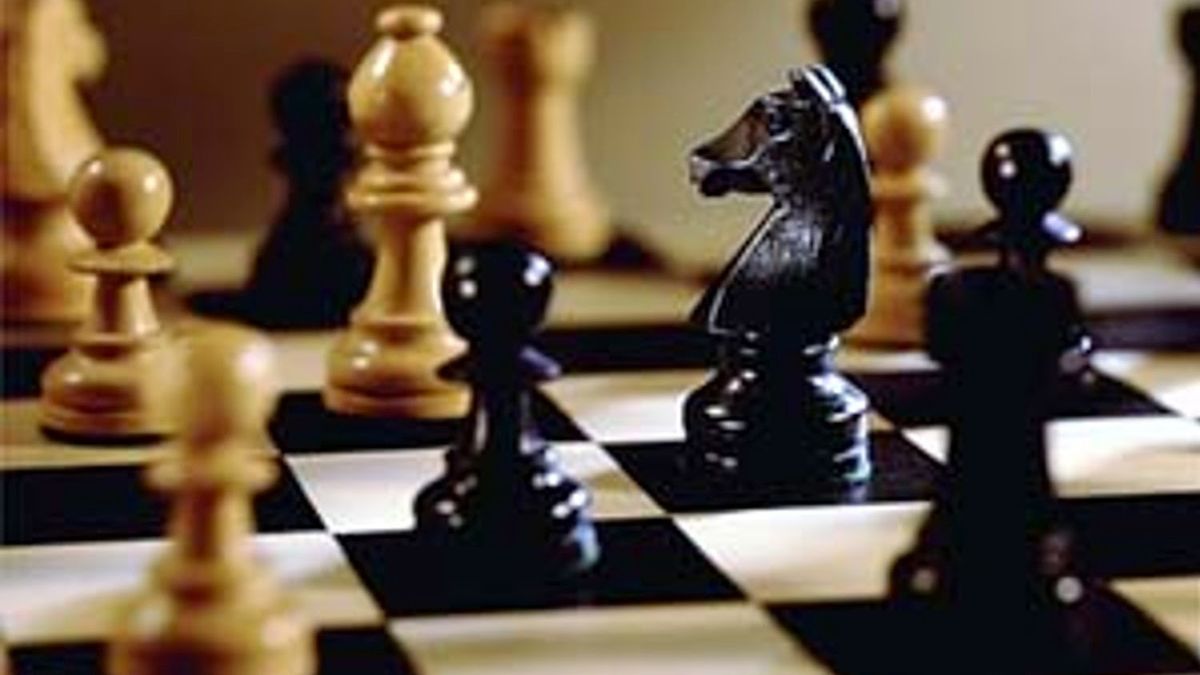 Археологи знайшли найдавнішу у світі шахову фігуру - фото 1