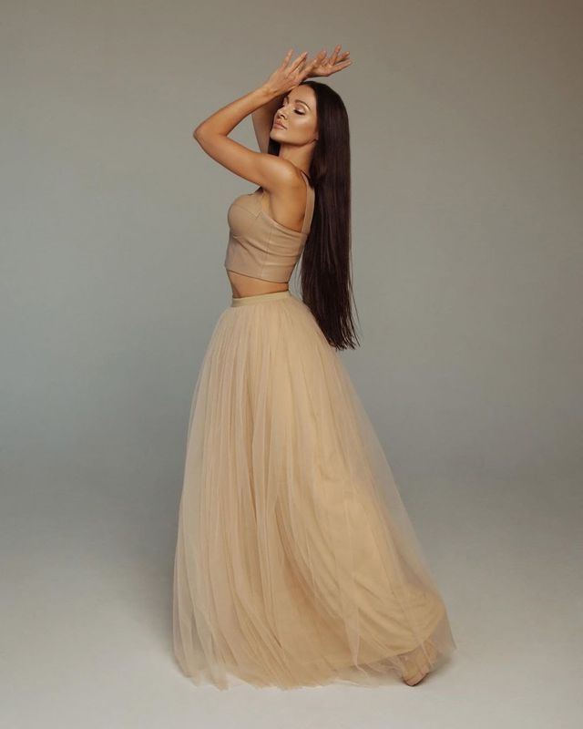 Влад Яма підкорив шанувальників чуттєвою фотосесією з дружиною - фото 370905