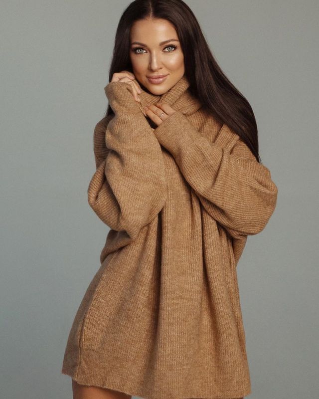 Влад Яма підкорив шанувальників чуттєвою фотосесією з дружиною - фото 370909